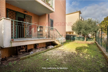 Foto Appartamento in VIA DEL FOSSO DELL'OSA, Roma Castelverde di 70 m²