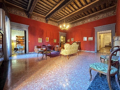 Foto Appartamento in Via Stalloreggi 28, Siena San Marco - Tufi di 265 m²