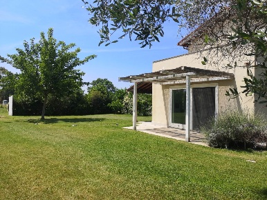 Foto Villa bifamiliare a Montalto di Castro Pescia Romana di 108 m²