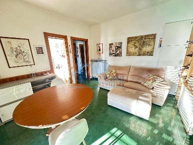 Foto Appartamento a Sarzana Marinella di 77 m² con 4 locali in vendita