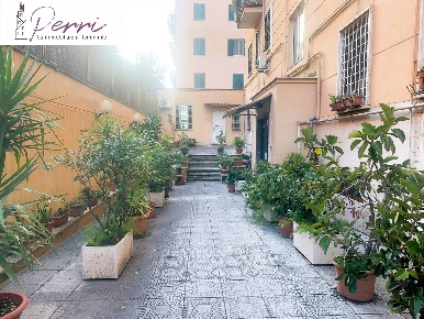 Foto Appartamento in Via Rosa Govona, Roma Monteverde Nuovo di 73 m²