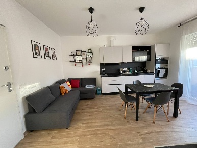 Foto Appartamento in Via Sondrio, Legnano di 61 m² con 2 locali in vendita