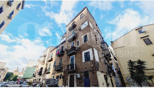 Foto Appartamento in Giovanni Verga, Palermo Cassaro di 90 m² con 3 locali