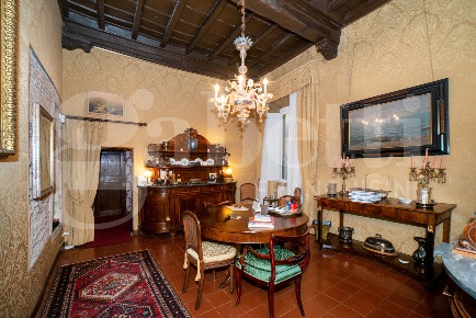 Foto Appartamento in Via di Parione 17, Roma Piazza Navona di 102 m²