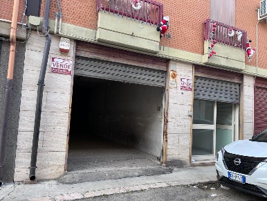 Foto Box in Via MENTANA 8, San Severo di 85 m² con 1 locali in vendita