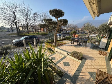 Foto Villa a schiera in Via SERADINA 16A, Corte Franca Colombaro Timoline