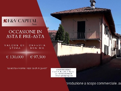 Foto Appartamento in Via della Madonnina, Cumiana Centro di 97 m²