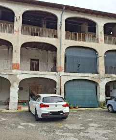 Foto Appartamento in Via Borgo Antico, Faloppio Camnago Boscone di 170 m²