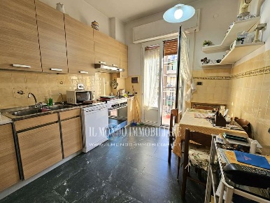 Foto Appartamento in ALBERTI, Firenze Alberti - Bellariva di 120 m²