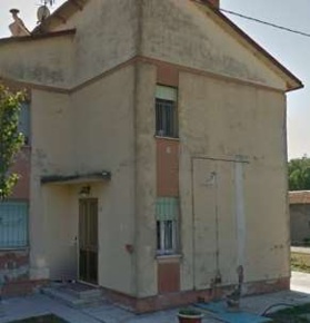 Foto Case indipendenti in Via dei Valli, Mirandola di 127 m² con 4 locali