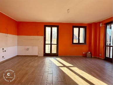 Foto Appartamento in Via Fiume 9, Villanova d'Asti Centro di 90 m²