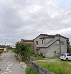 Foto Case indipendenti in Via Borgo, Correzzola Villa Del Bosco di 135 m²