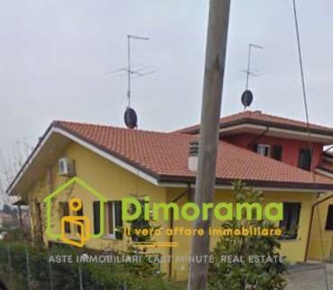 Foto Appartamento in Via Pozzo Castello 13 13, Misano Adriatico di 192 m²