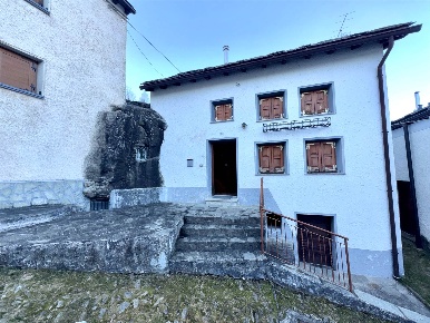 Foto Casa indipendente a San Giacomo Filippo Olmo di 144 m² con 3 locali