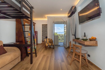 Foto Appartamento in Via Litteri 268, Aci Castello Centro di 30 m²