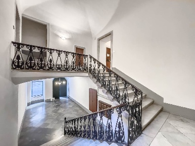 Foto Appartamento a Sarzana Centro di 89 m² con 4 locali in vendita