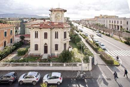 Foto Villa unifamiliare a Livorno Goito - Montebello di 350 m² con 6 locali