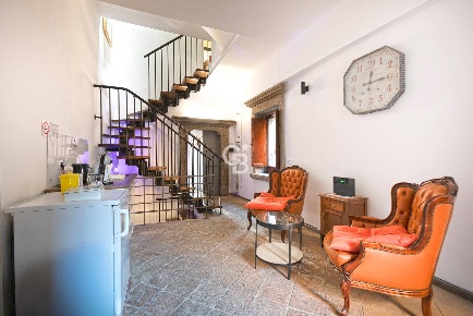 Foto Appartamento in Via Cardinal La Fontaine, Viterbo di 160 m² in vendita