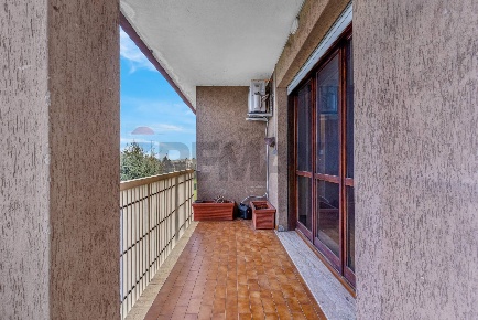 Foto Appartamento in via Gramsci, Rho San Giovanni di 107 m² con 3 locali
