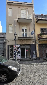 Foto Locale commerciale in Via Roma 296, Belpasso Centro di 40 m²