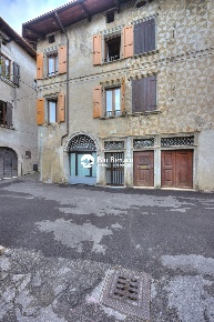 Foto Casa indipendente in via piazzuole, Toscolano-Maderno di 171 m²