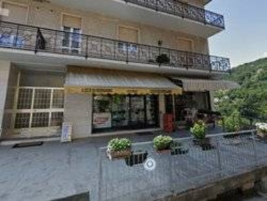 Foto Negozio in -, Berbenno di 45 m² con 1 locali in vendita