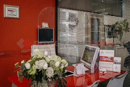 Foto Negozio in Viale Dante 1, Cassino Centro di 60 m² con 4 locali