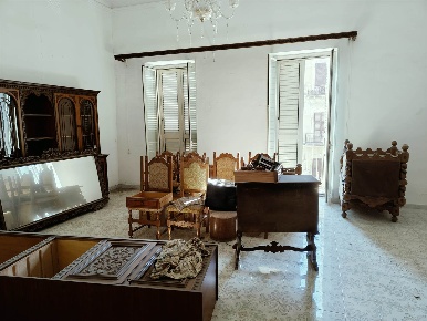 Foto Appartamento a Licata Centro di 170 m² con 5 locali in vendita