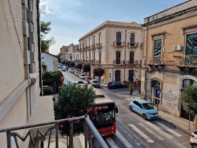 Foto Appartamento a Siracusa Umberto - Ermocrate di 85 m² con 3 locali