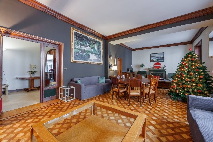 Foto Appartamento in Via Antonio Cantore, Torino Crocetta di 219 m²