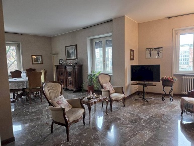 Foto Appartamento in Piazza Davide Sesia 2, Milano Cimiano di 150 m²