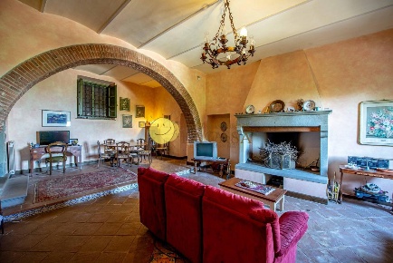 Foto Casa indipendente a Reggello Saltino di 145 m² con 5 locali in vendita