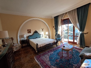 Foto Villa unifamiliare a San Giuliano Terme Arena Metato di 350 m²