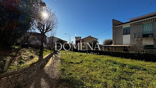 Foto Appartamento a Siena Cappuccini di 72 m² con 5 locali in vendita