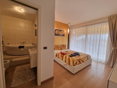 Foto Villa a schiera a Carrara Stadio, Sant'Antonio, Marasio di 165 m²