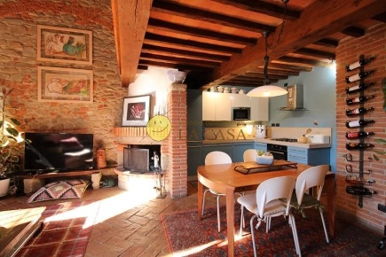 Foto Rustico a Reggello Leccio di 88 m² con 4 locali in vendita