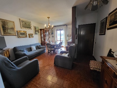 Foto Appartamento a Calcinaia Fornacette di 110 m² con 5 locali in vendita