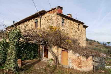 Foto Appartamento a Casciana Terme Lari Parlascio di 130 m² con 6 locali