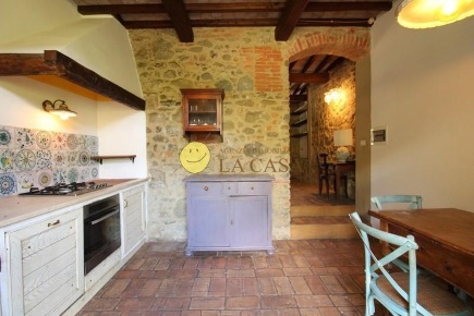 Foto Appartamento a Reggello di 85 m² con 4 locali in vendita