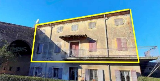 Foto Appartamento in Via Legnago, Palù Centro di 274 m² con 10 locali
