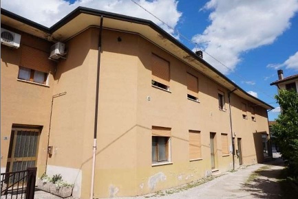 Foto Appartamento in Via Molini, Nove di 186 m² con 8 locali all'asta