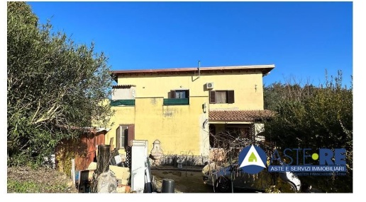 Foto Casa indipendente in Via Platani, Aprilia Fossignano di 290 m²