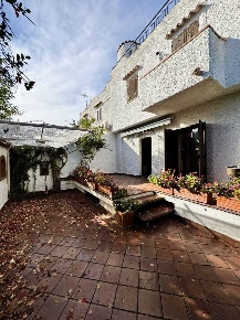 Foto Villa bifamiliare in via calypso, San Felice Circeo Centro di 104 m²