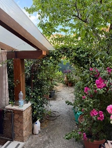 Foto Appartamento a Massa Centro di 80 m² con 3 locali in vendita