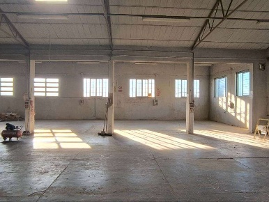 Foto Capannone industriale a Soliera di 450 m² con 1 locali in vendita