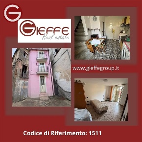 Foto Casa indipendente a Cinquefrondi di 52 m² con 2 locali in vendita