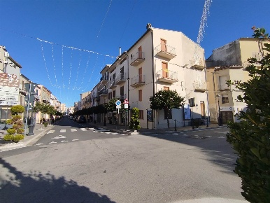 Foto Casa indipendente a Gissi Centro di 106 m² con 5 locali in vendita