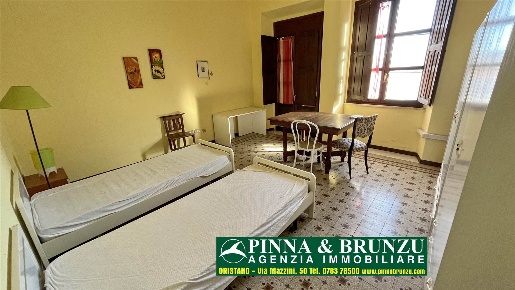 Foto Appartamento in via Cagliari 160, Oristano Centro di 150 m² in vendita