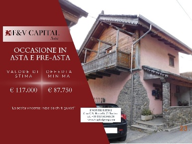 Foto Villa unifamiliare in Via Luigi Gros, Salbertrand con 3 locali