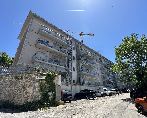 appartamento in vendita a L'Aquila in zona Centro Città